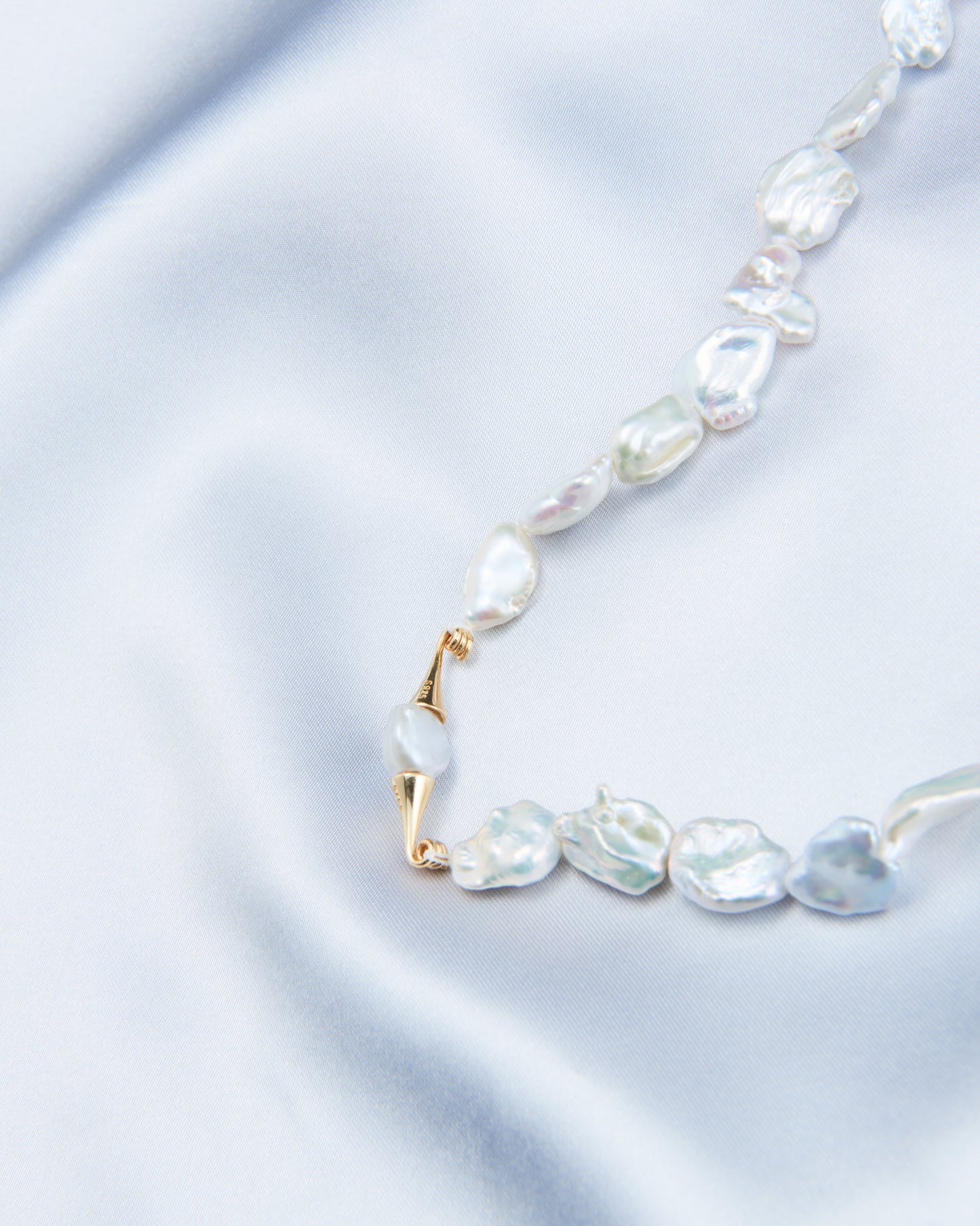 Full Muse Pearl Necklace