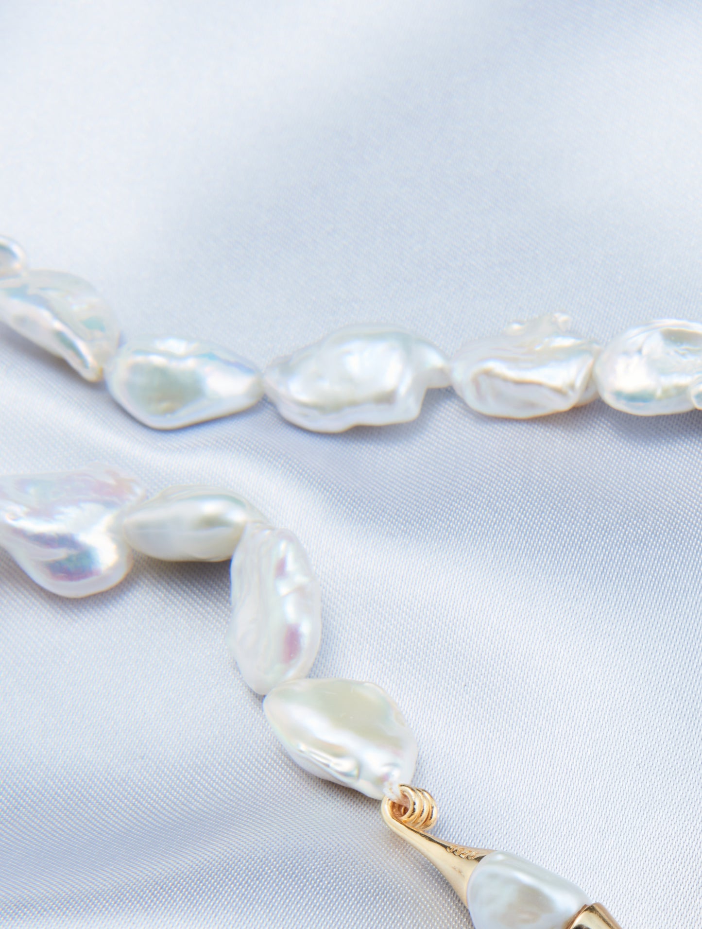 Full Muse Pearl Necklace