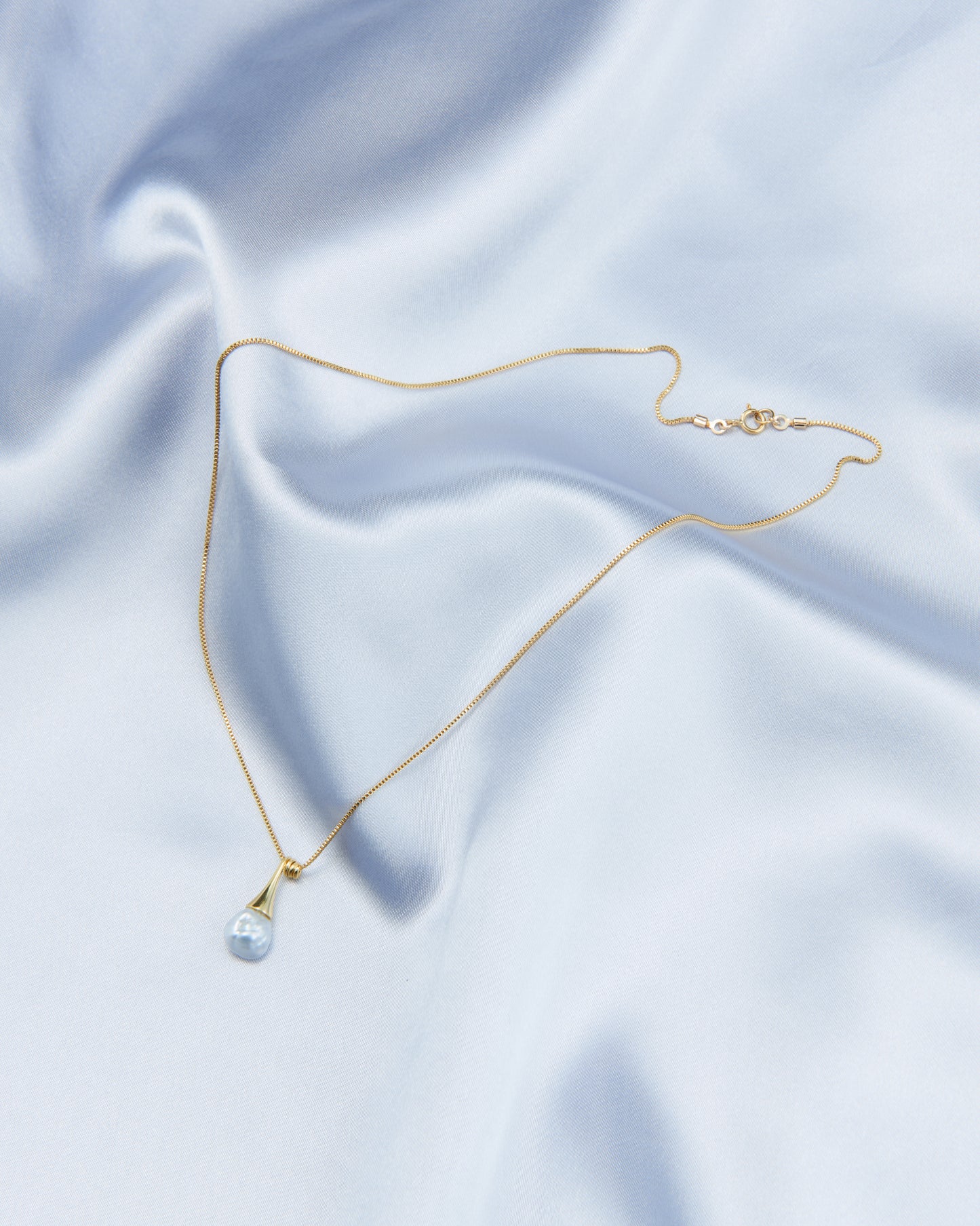 Muse Pearl Necklace