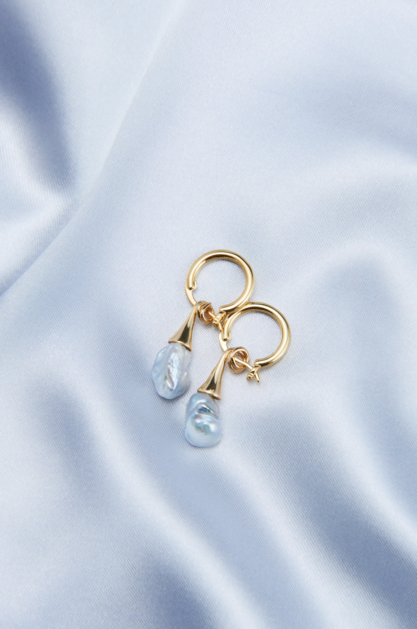 Whisker Baroque Pearl Earring