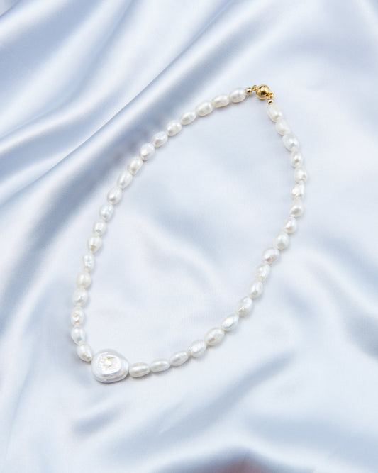 Full Roman holiday Baroque Pearl Necklace