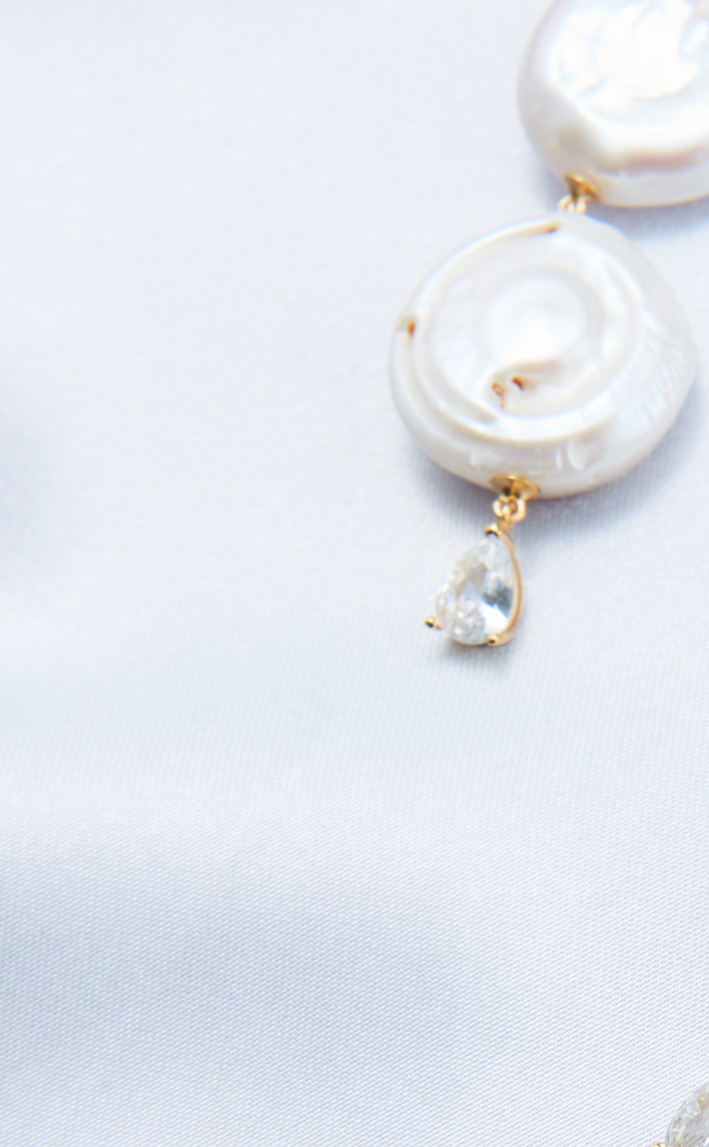 Roman Holiday Pearl Double Earring
