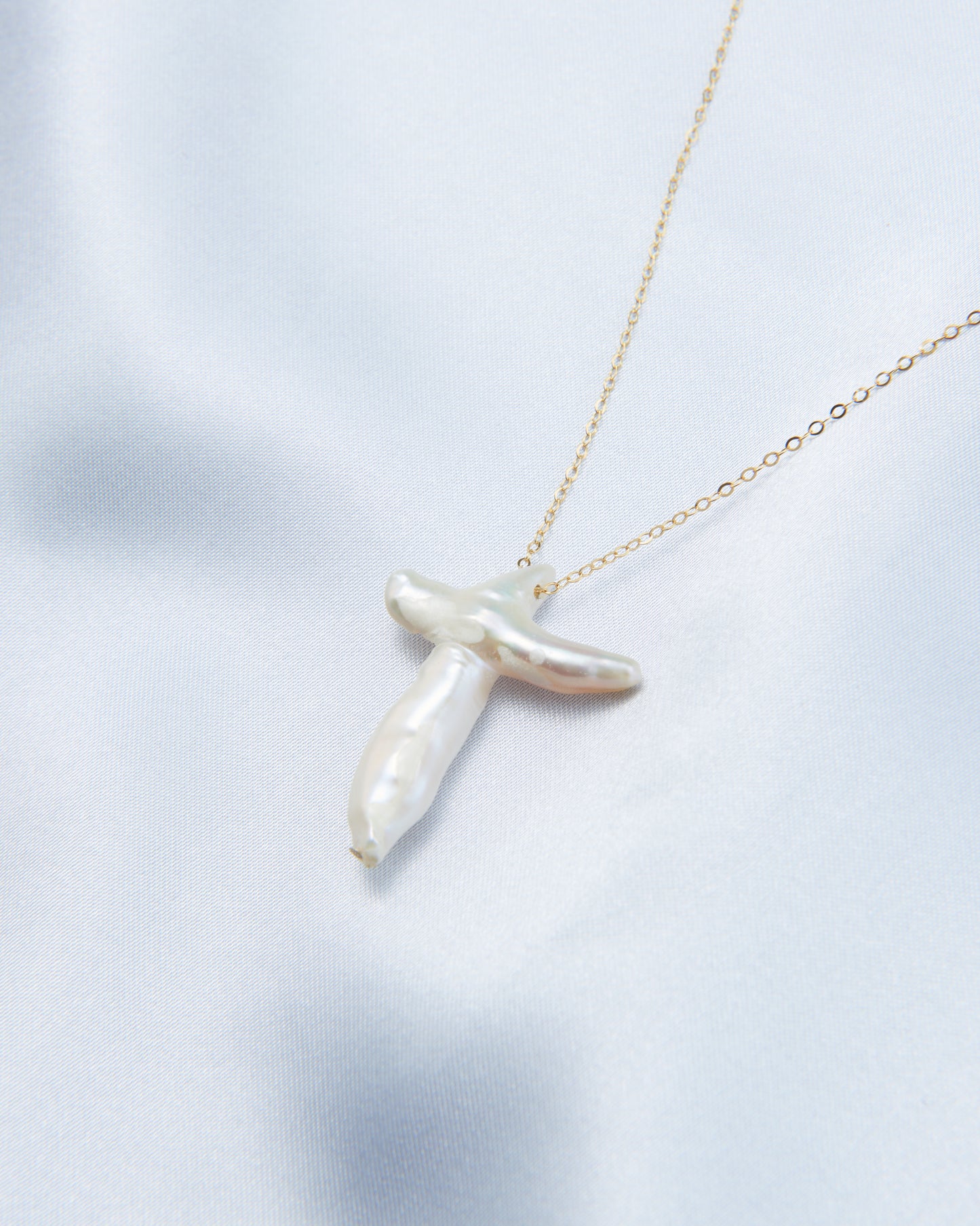 Cross Baroque Pearl Necklace