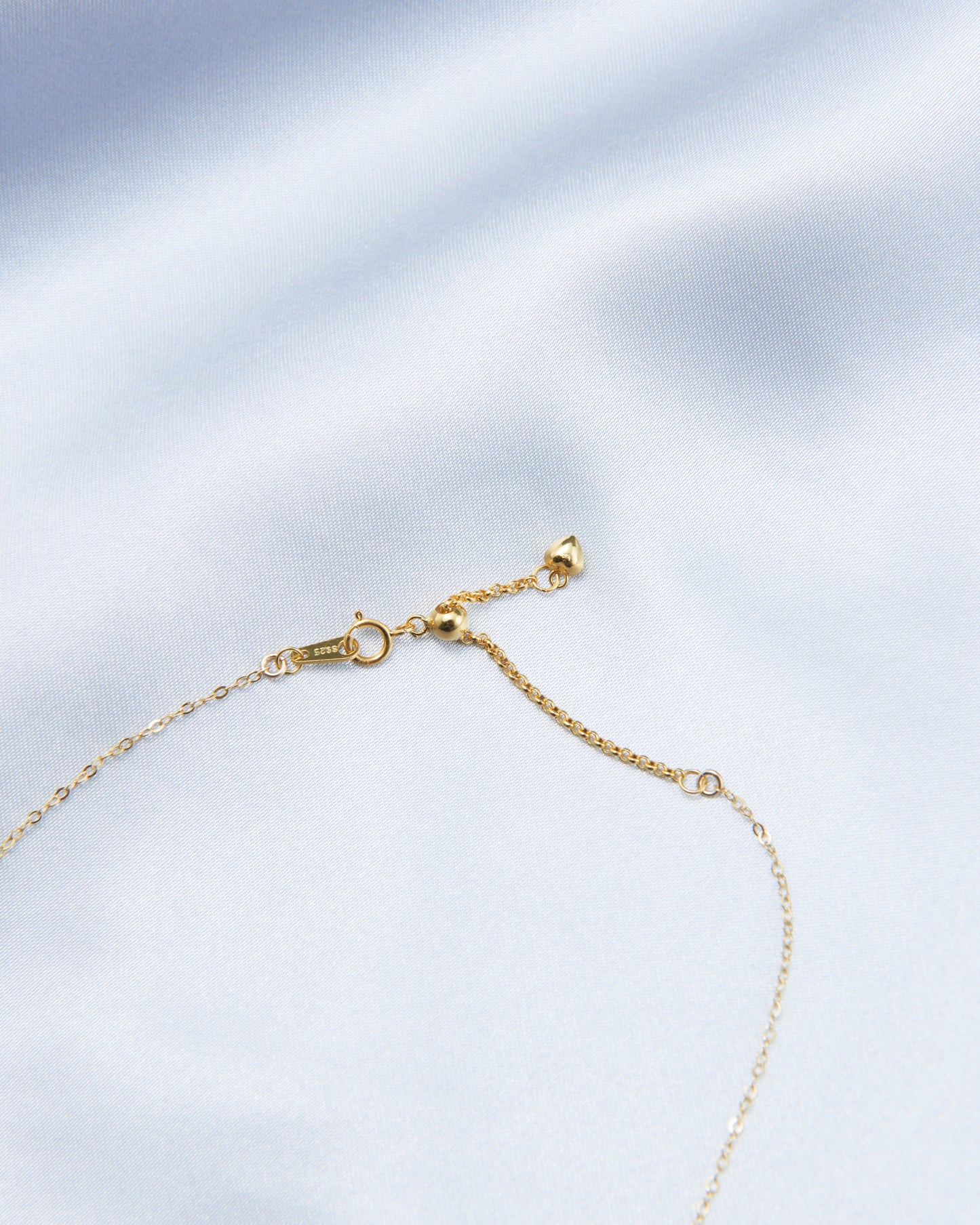Cross Baroque Pearl Necklace