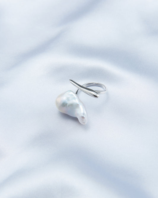 Baroque Pearl Arrow Ring