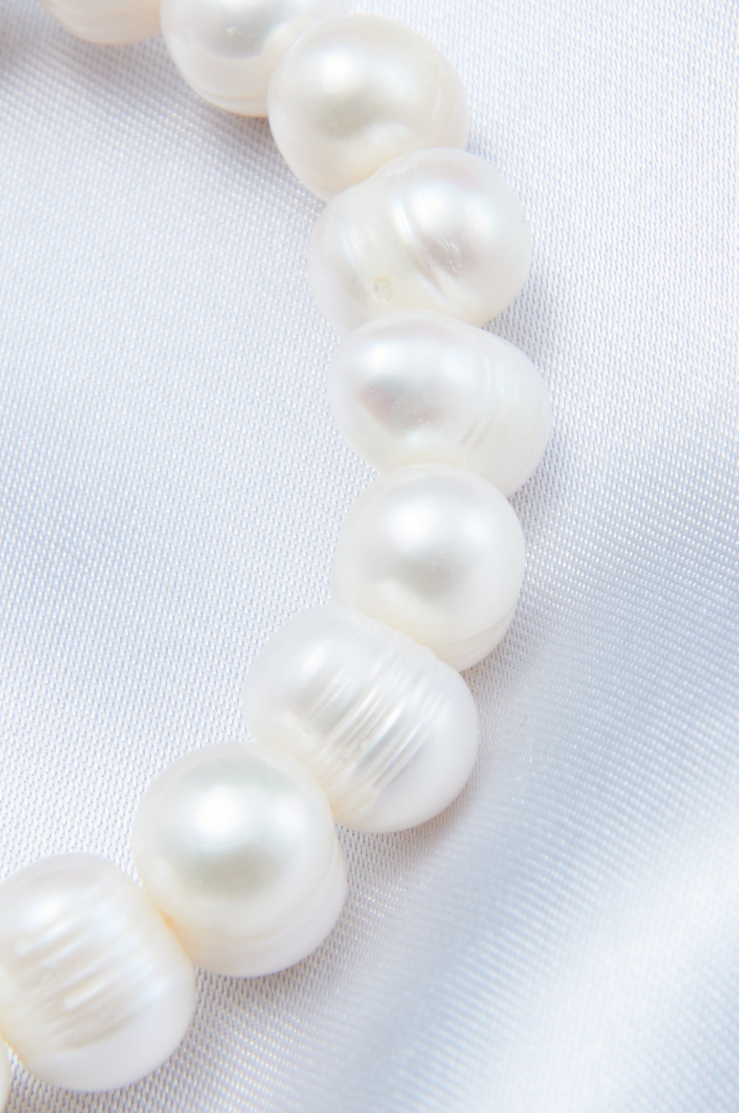 Twist Small Pearl Bracelet