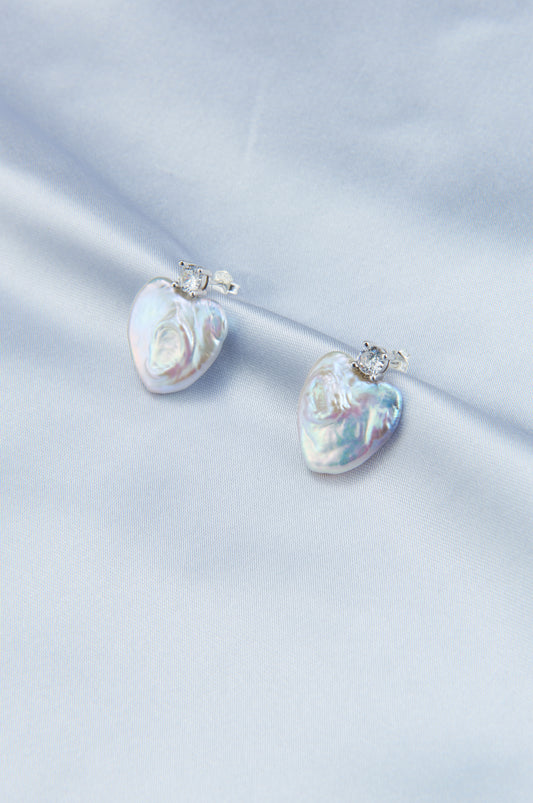 Heart Baroque Pearl Earring