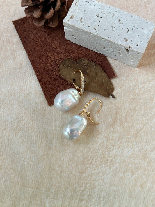 Diamond Line Baroque Pearl Earring