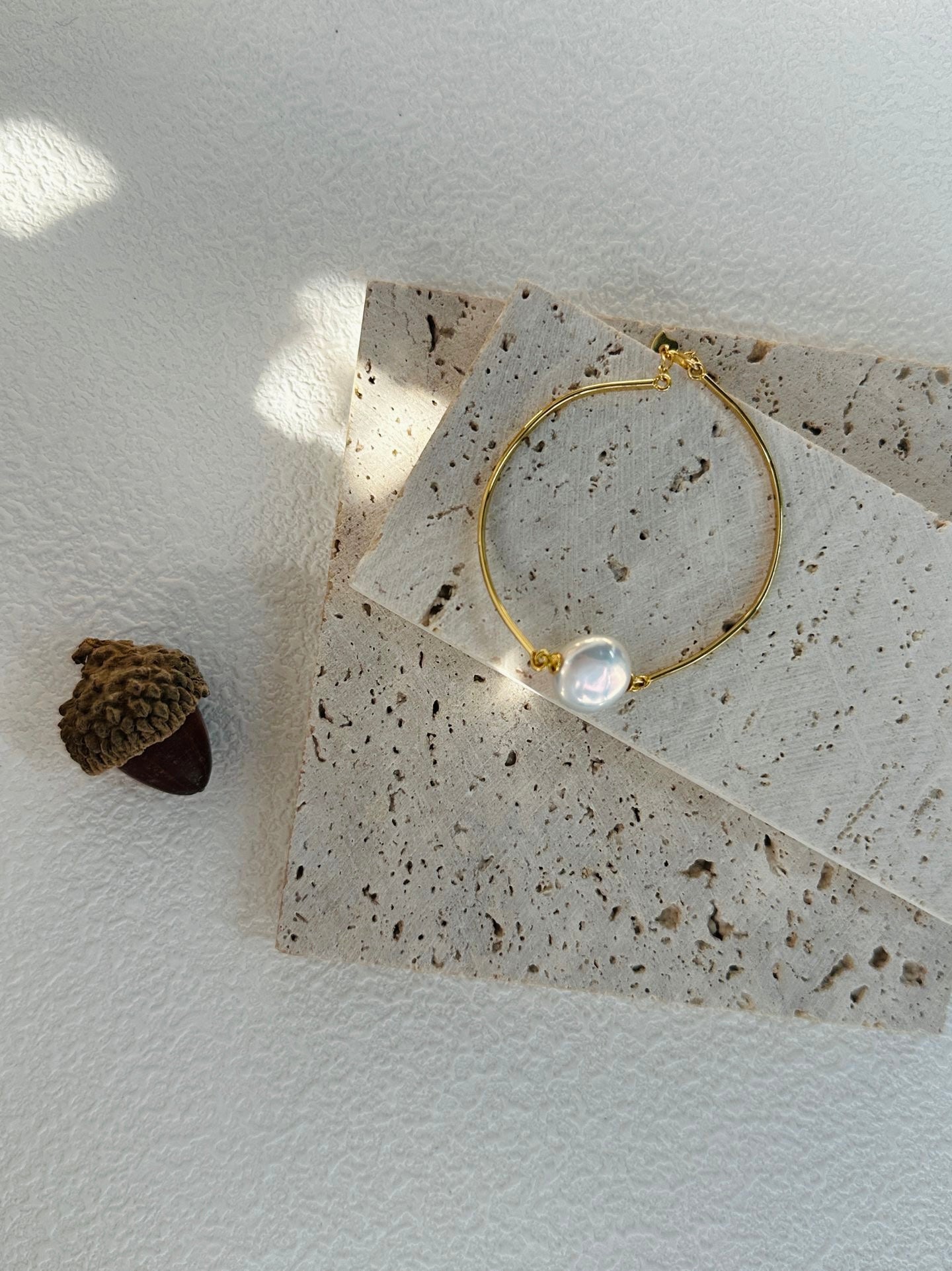 Full moon Pearl Bracelet