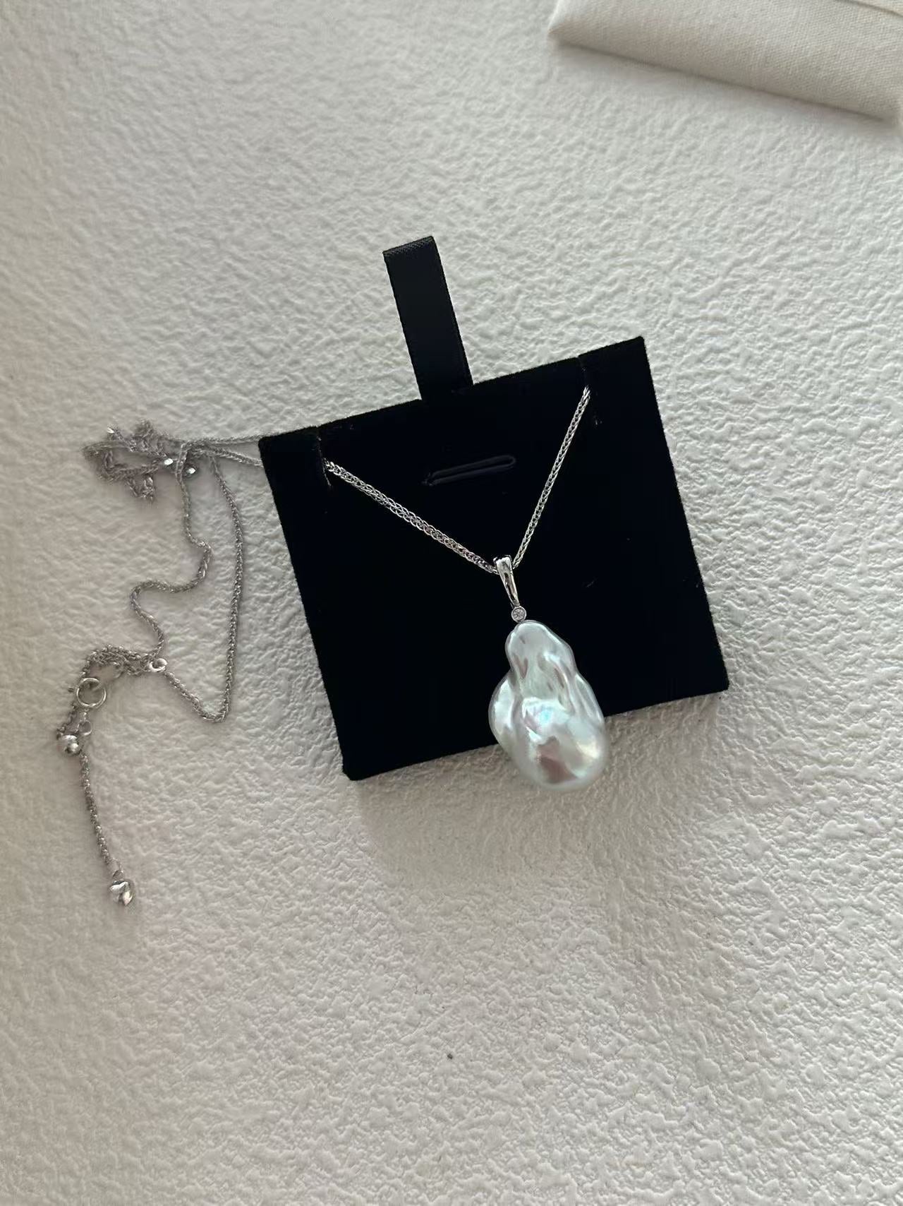 Diamond Ring Baroque Pearl Necklace