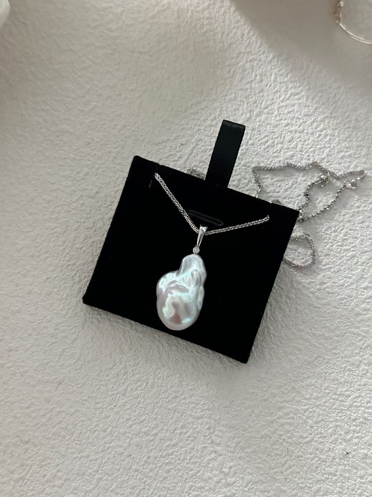Diamond Ring Baroque Pearl Necklace